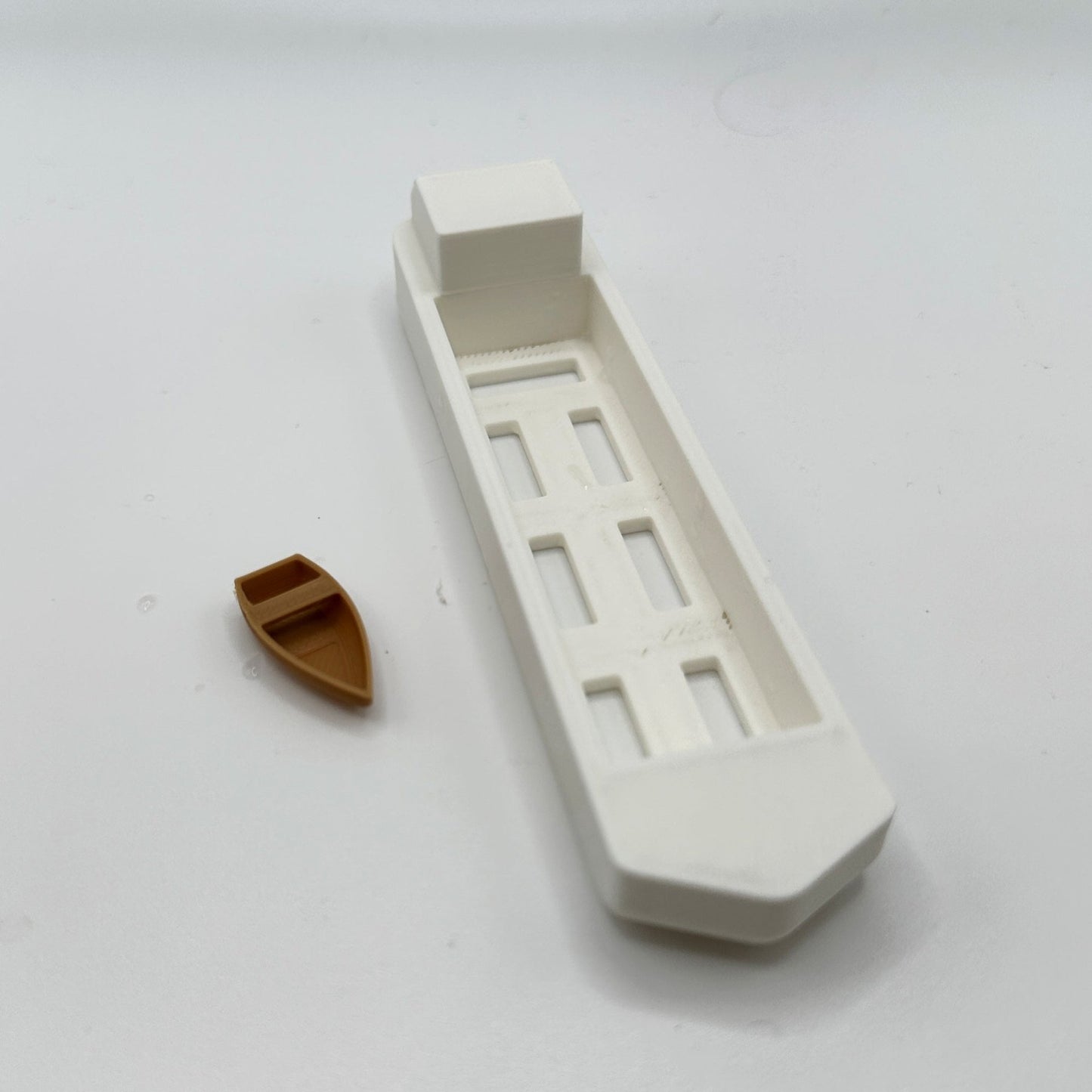 Floating Boat Fish Feeder – Interactive Feeder - Wild Pet Supply
