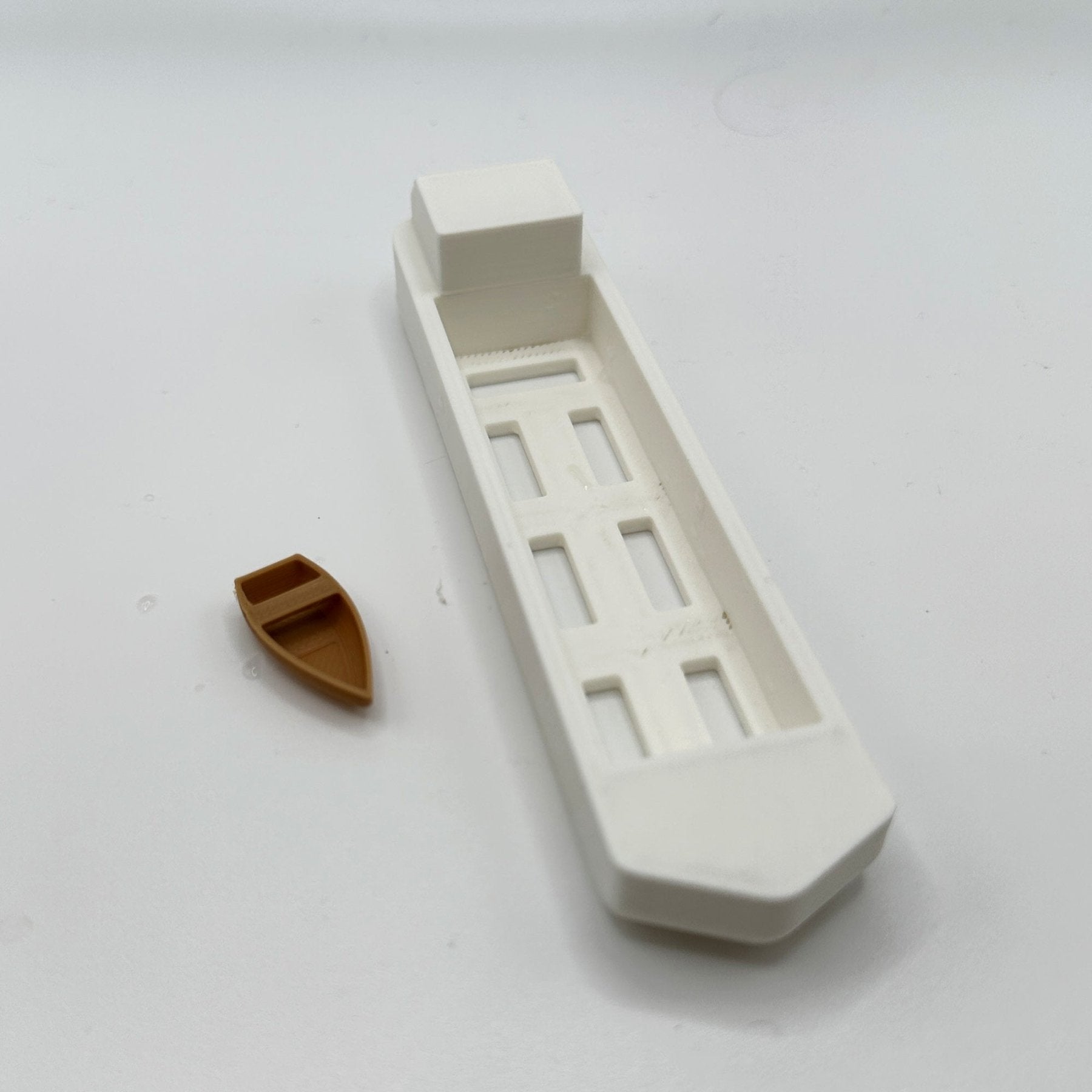 Floating Boat Fish Feeder – Interactive Feeder - Wild Pet Supply